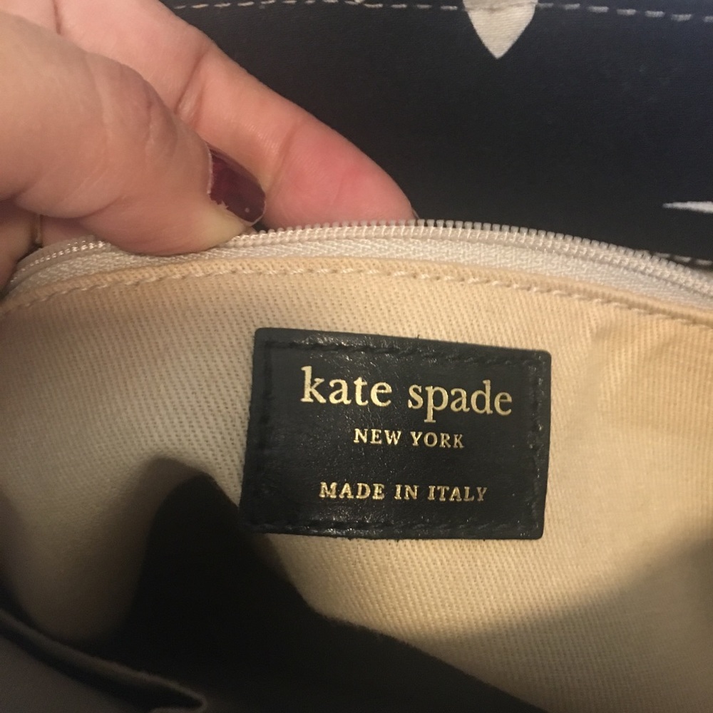Kate Spade purse - Picture 3 of 4